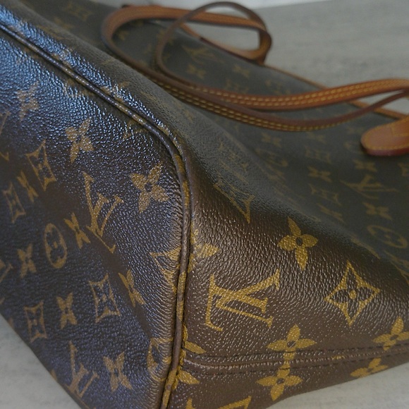 Authentic Louis Vuitton Neverfull MM Tote Monogram Canvas Red Interior w/ COA - Picture 6 of 16